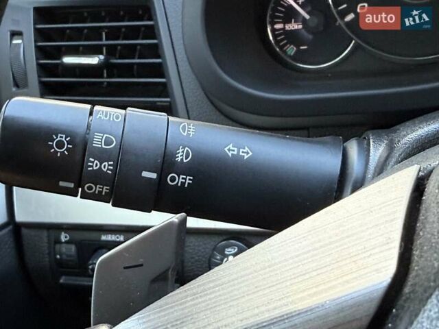 Белый Субару Аутбек, объемом двигателя 2 л и пробегом 178 тыс. км за 7999 $, фото 26 на Automoto.ua