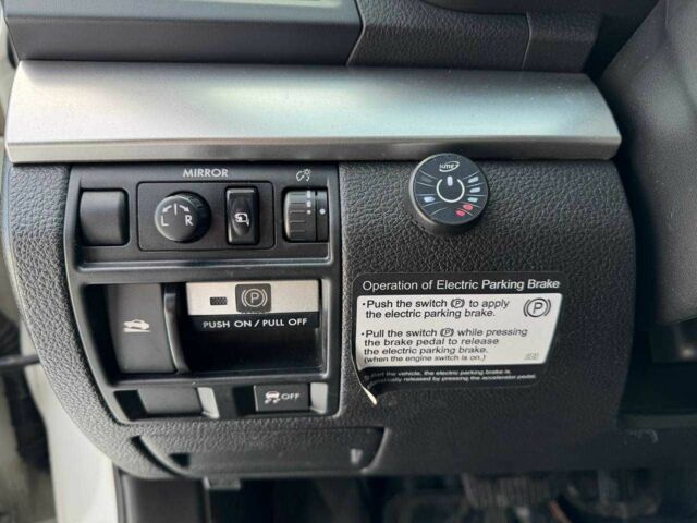 Белый Субару Аутбек, объемом двигателя 2.5 л и пробегом 305 тыс. км за 9990 $, фото 17 на Automoto.ua