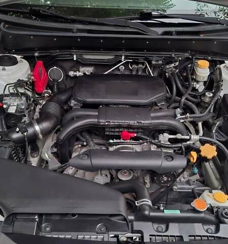 Белый Субару Аутбек, объемом двигателя 2.46 л и пробегом 166 тыс. км за 10500 $, фото 3 на Automoto.ua