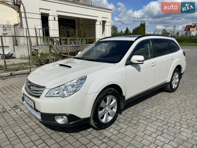 Білий Субару Аутбек, об'ємом двигуна 1.99 л та пробігом 268 тис. км за 9500 $, фото 4 на Automoto.ua