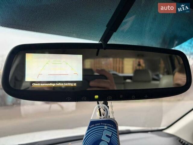 Белый Субару Аутбек, объемом двигателя 2.46 л и пробегом 312 тыс. км за 10000 $, фото 14 на Automoto.ua