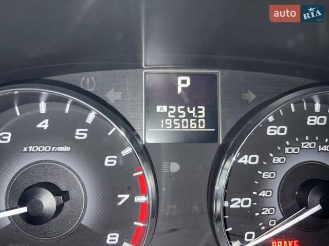 Белый Субару Аутбек, объемом двигателя 2.46 л и пробегом 312 тыс. км за 10000 $, фото 18 на Automoto.ua