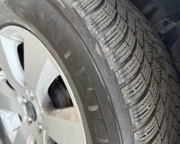 Белый Субару Аутбек, объемом двигателя 2.5 л и пробегом 304 тыс. км за 9700 $, фото 18 на Automoto.ua