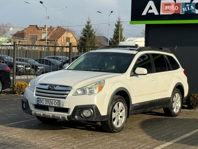 Білий Субару Аутбек, об'ємом двигуна 2.5 л та пробігом 254 тис. км за 11000 $, фото 4 на Automoto.ua