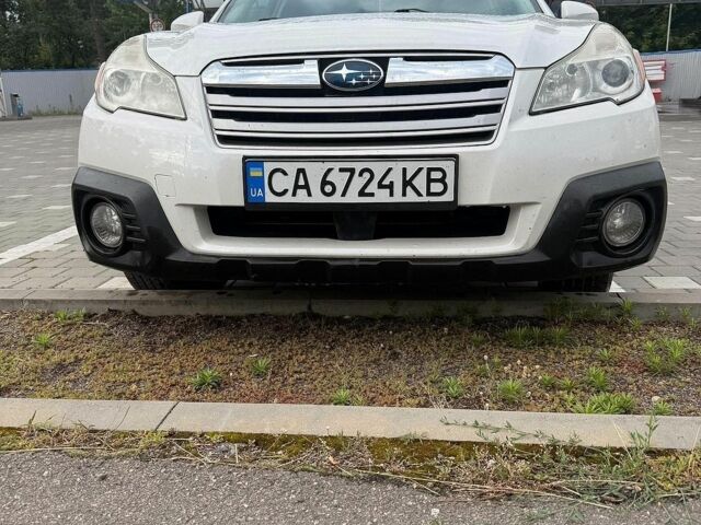 Белый Субару Аутбек, объемом двигателя 2.5 л и пробегом 36 тыс. км за 8600 $, фото 7 на Automoto.ua