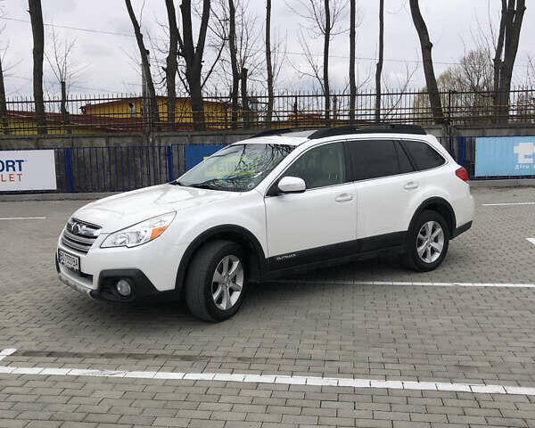 Белый Субару Аутбек, объемом двигателя 2.5 л и пробегом 165 тыс. км за 10500 $, фото 7 на Automoto.ua