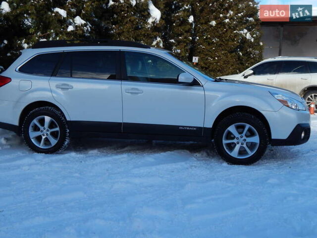 Белый Субару Аутбек, объемом двигателя 2.5 л и пробегом 240 тыс. км за 9990 $, фото 19 на Automoto.ua