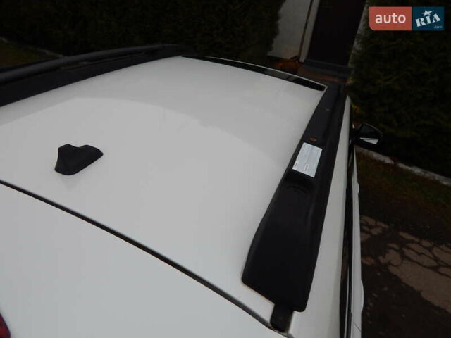 Белый Субару Аутбек, объемом двигателя 2.46 л и пробегом 240 тыс. км за 10890 $, фото 47 на Automoto.ua