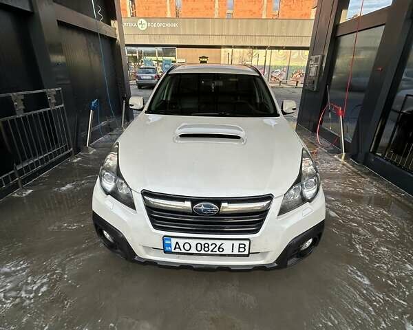 Белый Субару Аутбек, объемом двигателя 2 л и пробегом 255 тыс. км за 9700 $, фото 14 на Automoto.ua