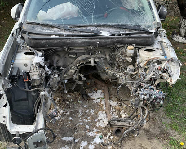 Субару Аутбек 2013 в Полтаве на Automoto.ua Белый Субару Аутбек, объемом двигателя 0 л и пробегом 110 тыс. км за 2100 $, фото 1 на Automoto.ua