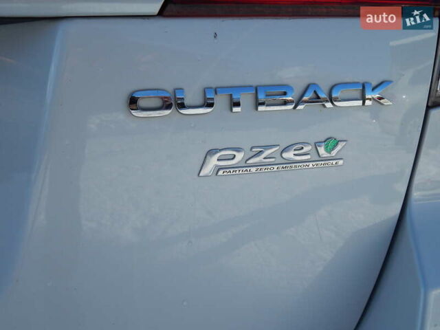 Белый Субару Аутбек, объемом двигателя 2.5 л и пробегом 240 тыс. км за 9990 $, фото 32 на Automoto.ua
