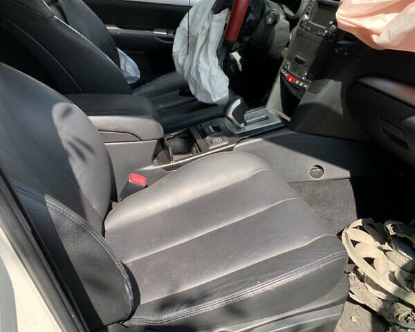 Субару Аутбек 2013 в Полтаве на Automoto.ua Белый Субару Аутбек, объемом двигателя 0 л и пробегом 110 тыс. км за 2100 $, фото 5 на Automoto.ua