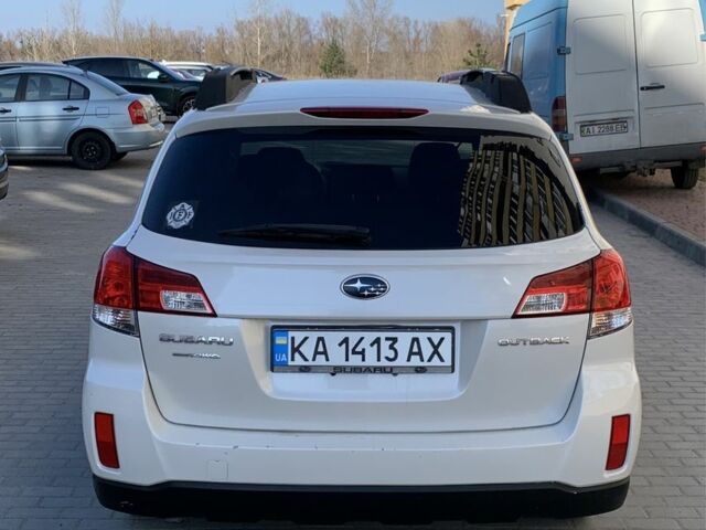 Білий Субару Аутбек, об'ємом двигуна 2.5 л та пробігом 170 тис. км за 9000 $, фото 4 на Automoto.ua