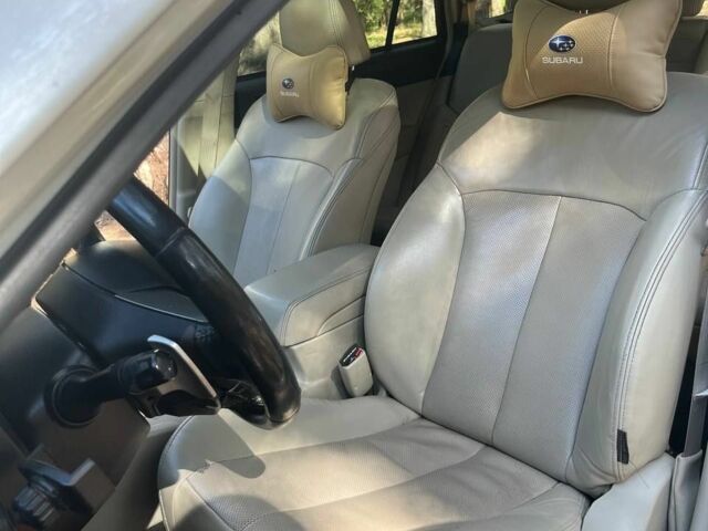 Белый Субару Аутбек, объемом двигателя 2.5 л и пробегом 245 тыс. км за 11300 $, фото 10 на Automoto.ua