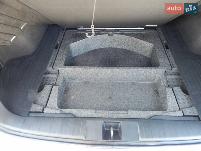 Белый Субару Аутбек, объемом двигателя 2.5 л и пробегом 240 тыс. км за 9990 $, фото 78 на Automoto.ua