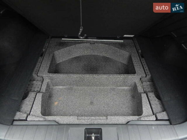 Белый Субару Аутбек, объемом двигателя 2.46 л и пробегом 240 тыс. км за 10890 $, фото 96 на Automoto.ua