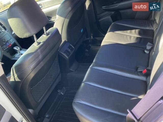 Белый Субару Аутбек, объемом двигателя 2.46 л и пробегом 185 тыс. км за 12400 $, фото 18 на Automoto.ua