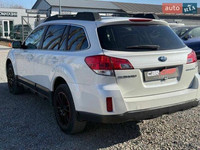 Белый Субару Аутбек, объемом двигателя 2.5 л и пробегом 222 тыс. км за 8950 $, фото 10 на Automoto.ua