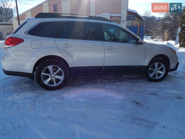 Белый Субару Аутбек, объемом двигателя 2.5 л и пробегом 240 тыс. км за 9990 $, фото 38 на Automoto.ua