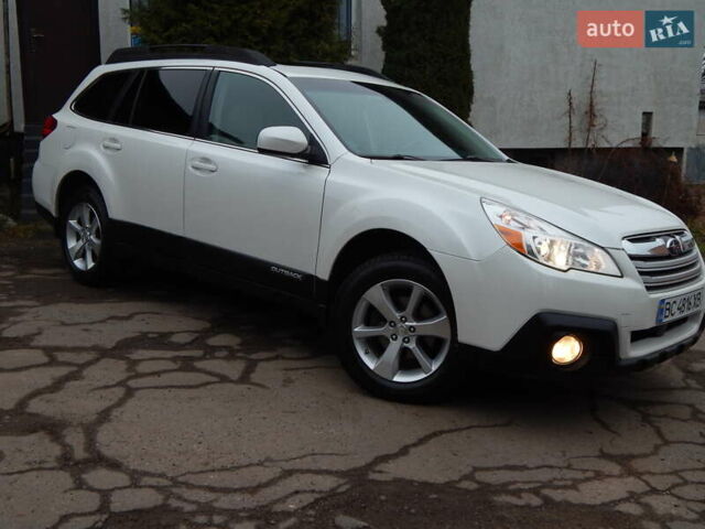Белый Субару Аутбек, объемом двигателя 2.46 л и пробегом 240 тыс. км за 10890 $, фото 9 на Automoto.ua