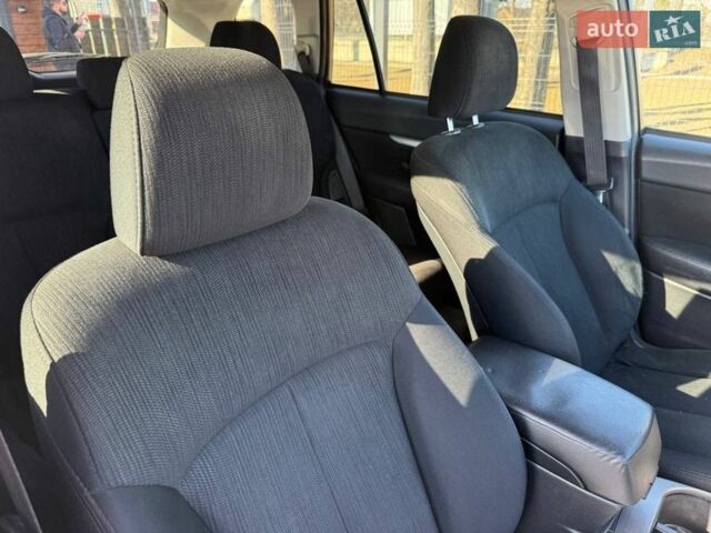 Белый Субару Аутбек, объемом двигателя 2.5 л и пробегом 222 тыс. км за 8950 $, фото 52 на Automoto.ua