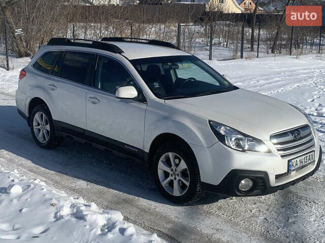 Белый Субару Аутбек, объемом двигателя 2.5 л и пробегом 246 тыс. км за 9500 $, фото 6 на Automoto.ua