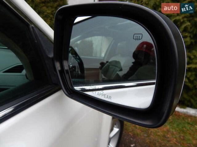 Белый Субару Аутбек, объемом двигателя 2.46 л и пробегом 240 тыс. км за 10890 $, фото 76 на Automoto.ua