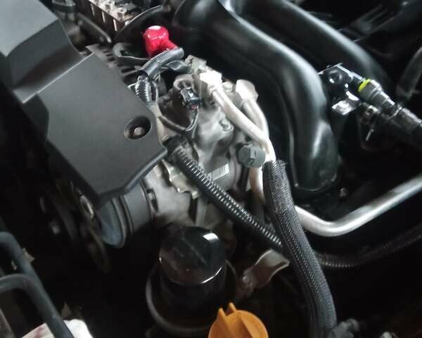 Белый Субару Аутбек, объемом двигателя 2.46 л и пробегом 180 тыс. км за 11900 $, фото 3 на Automoto.ua