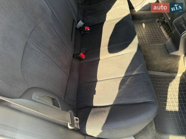 Белый Субару Аутбек, объемом двигателя 2.5 л и пробегом 222 тыс. км за 8950 $, фото 49 на Automoto.ua