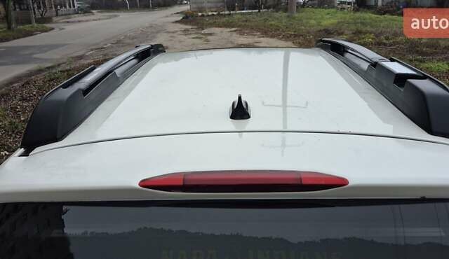 Білий Субару Аутбек, об'ємом двигуна 2.46 л та пробігом 280 тис. км за 11000 $, фото 11 на Automoto.ua