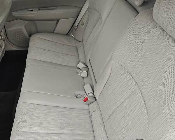 Білий Субару Аутбек, об'ємом двигуна 2.46 л та пробігом 320 тис. км за 7900 $, фото 6 на Automoto.ua