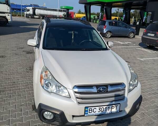 Белый Субару Аутбек, объемом двигателя 2.5 л и пробегом 220 тыс. км за 10000 $, фото 4 на Automoto.ua