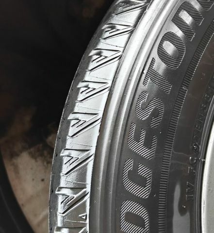 Белый Субару Аутбек, объемом двигателя 2.46 л и пробегом 141 тыс. км за 12000 $, фото 20 на Automoto.ua
