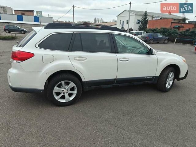 Білий Субару Аутбек, об'ємом двигуна 2.46 л та пробігом 320 тис. км за 7900 $, фото 4 на Automoto.ua