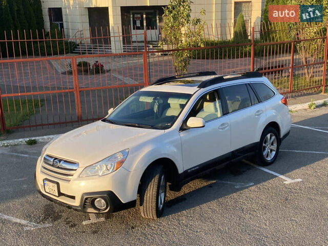 Субару Аутбек 2013 у Львові на Automoto.ua Білий Субару Аутбек, об'ємом двигуна 2.5 л та пробігом 238 тис. км за 8888 $, фото 2 на Automoto.ua