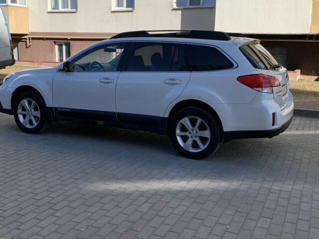 Білий Субару Аутбек, об'ємом двигуна 2.5 л та пробігом 170 тис. км за 9000 $, фото 6 на Automoto.ua