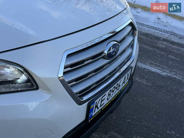 Белый Субару Аутбек, объемом двигателя 2.46 л и пробегом 191 тыс. км за 11499 $, фото 37 на Automoto.ua