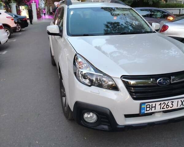 Білий Субару Аутбек, об'ємом двигуна 2.5 л та пробігом 155 тис. км за 8999 $, фото 15 на Automoto.ua
