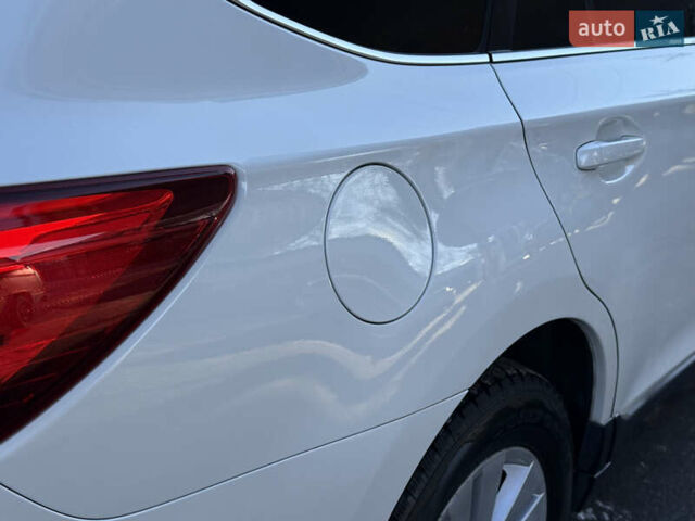 Белый Субару Аутбек, объемом двигателя 2.46 л и пробегом 191 тыс. км за 11499 $, фото 30 на Automoto.ua