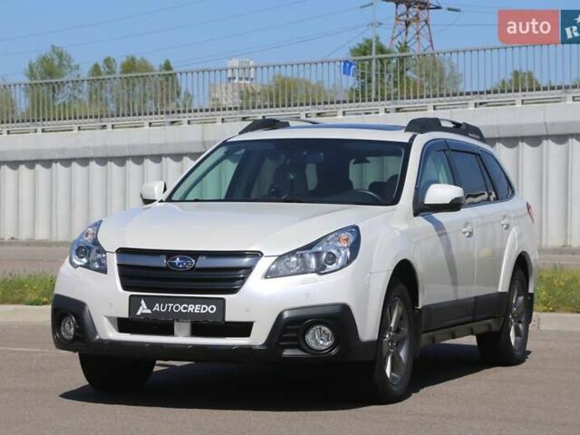 Белый Субару Аутбек, объемом двигателя 2.46 л и пробегом 57 тыс. км за 16000 $, фото 2 на Automoto.ua