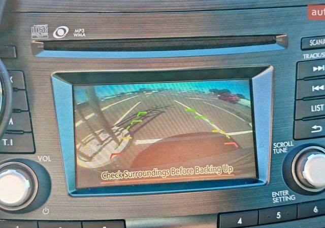 Белый Субару Аутбек, объемом двигателя 2 л и пробегом 147 тыс. км за 13000 $, фото 23 на Automoto.ua