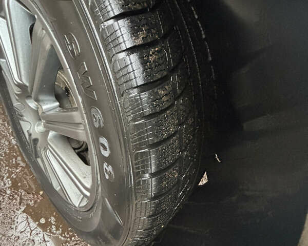 Білий Субару Аутбек, об'ємом двигуна 2 л та пробігом 247 тис. км за 12500 $, фото 20 на Automoto.ua