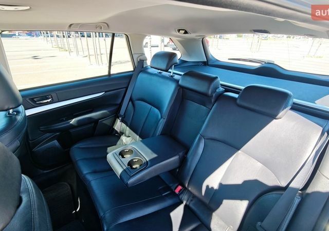 Белый Субару Аутбек, объемом двигателя 2 л и пробегом 147 тыс. км за 13000 $, фото 20 на Automoto.ua