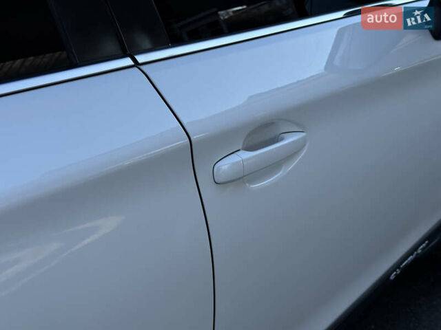 Белый Субару Аутбек, объемом двигателя 2.46 л и пробегом 191 тыс. км за 11499 $, фото 28 на Automoto.ua