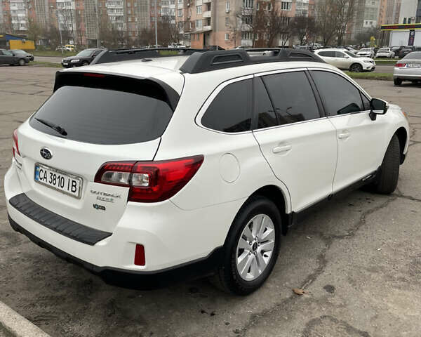 Білий Субару Аутбек, об'ємом двигуна 2.5 л та пробігом 132 тис. км за 14600 $, фото 6 на Automoto.ua