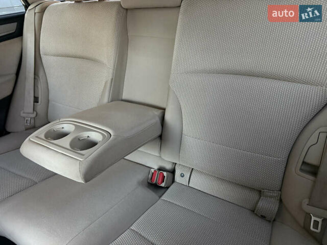 Белый Субару Аутбек, объемом двигателя 2.46 л и пробегом 191 тыс. км за 11499 $, фото 14 на Automoto.ua