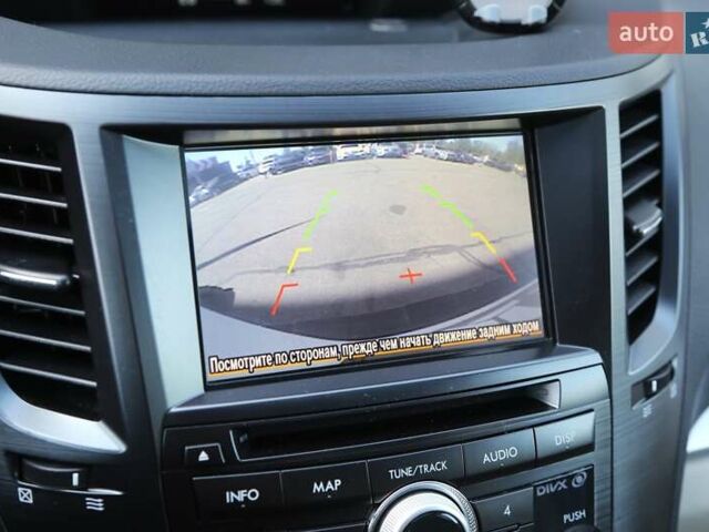 Белый Субару Аутбек, объемом двигателя 2.46 л и пробегом 57 тыс. км за 16000 $, фото 20 на Automoto.ua