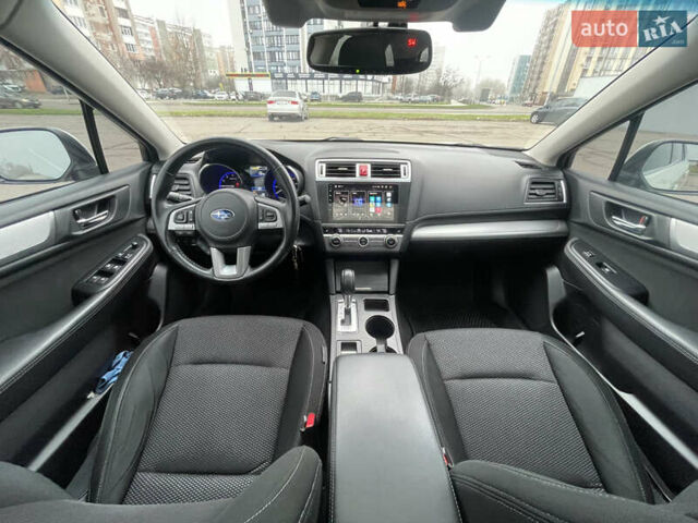 Білий Субару Аутбек, об'ємом двигуна 2.5 л та пробігом 132 тис. км за 14600 $, фото 16 на Automoto.ua