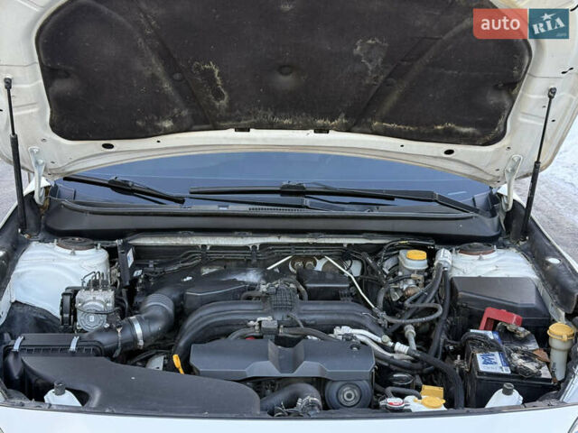 Белый Субару Аутбек, объемом двигателя 2.46 л и пробегом 191 тыс. км за 11499 $, фото 10 на Automoto.ua