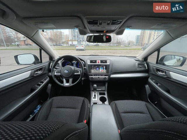 Білий Субару Аутбек, об'ємом двигуна 2.5 л та пробігом 132 тис. км за 14600 $, фото 15 на Automoto.ua